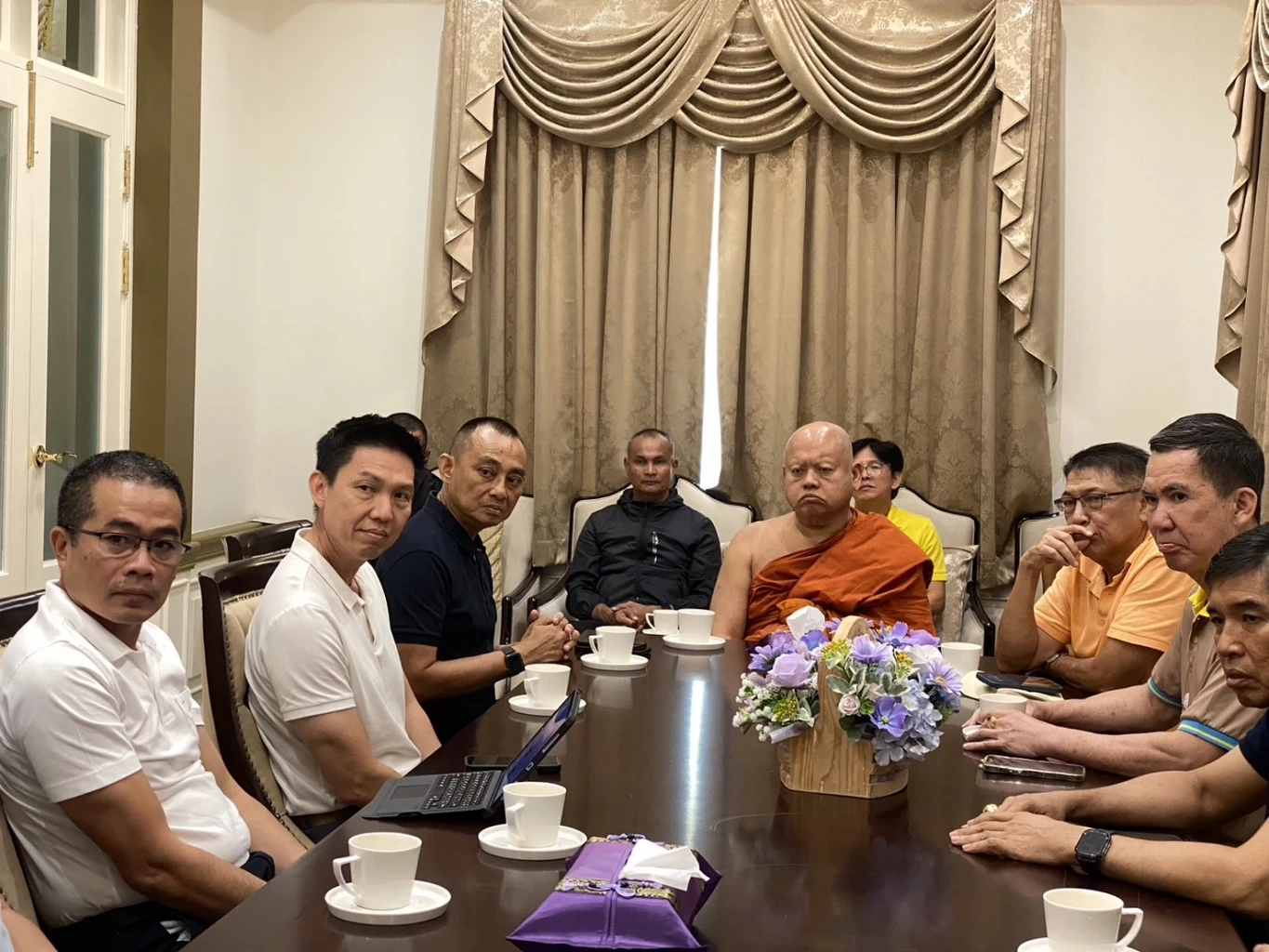 ดอดสึกที่หนองบัวฯ ผช.เจ้าอาวาสวัดโสธรฯ อ้างรับผิดชอบคลิปฉันตับ