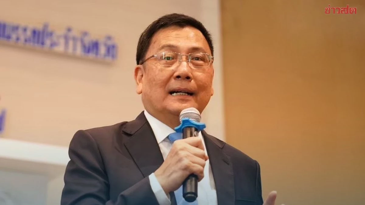 น.ต.สุธรรม ระหงษ์ อดีตรองหัวหน้า และอดีต ผอ.พรรคประชาธิปัตย์