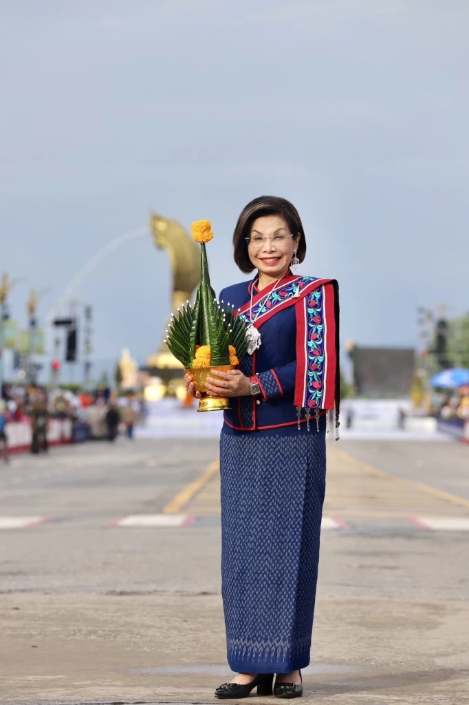 ปาฎิหาริย์ ฟ้าเปิด ฝนหยุด มนพร นำรำศรีโคตรบูร บูชาศรีสัตตนาคราช