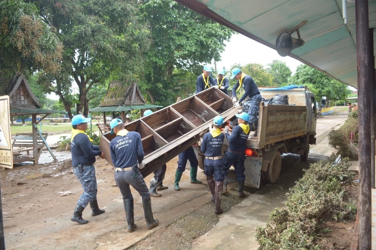 "ทัพอากาศ" ลุยฟื้นฟู "โรงเรียนบ้านแม่เปา" หลังถูกน้ำท่วมครั้งใหญ่