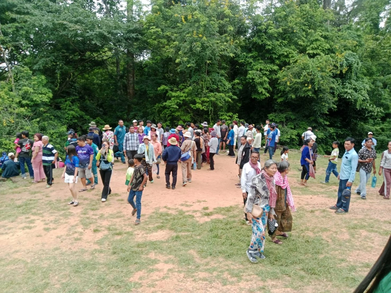 เปิดตัวเลขนักท่องเที่ยวชาว "ไทย-กัมพูชา" เที่ยว ปราสาทตาเมือนธม-ตาควาย เฉียด 7 พันคน