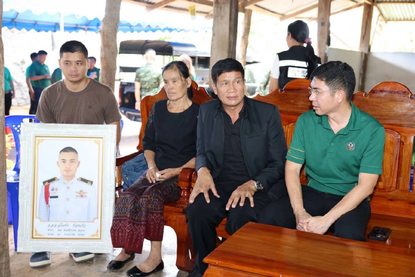 ธ.ก.ส. ช่วยเหลือ 2 ครอบครัวทหารกล้าเสียชีวิตจากเหตุไม่สงบชายแดน