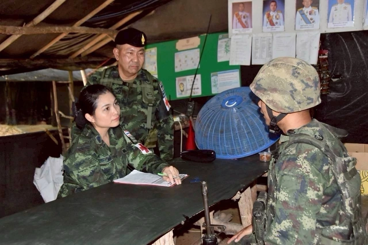 กองทัพบก ส่งทหารเหล่าแพทย์ ดูแลกำลังพลชายแดน