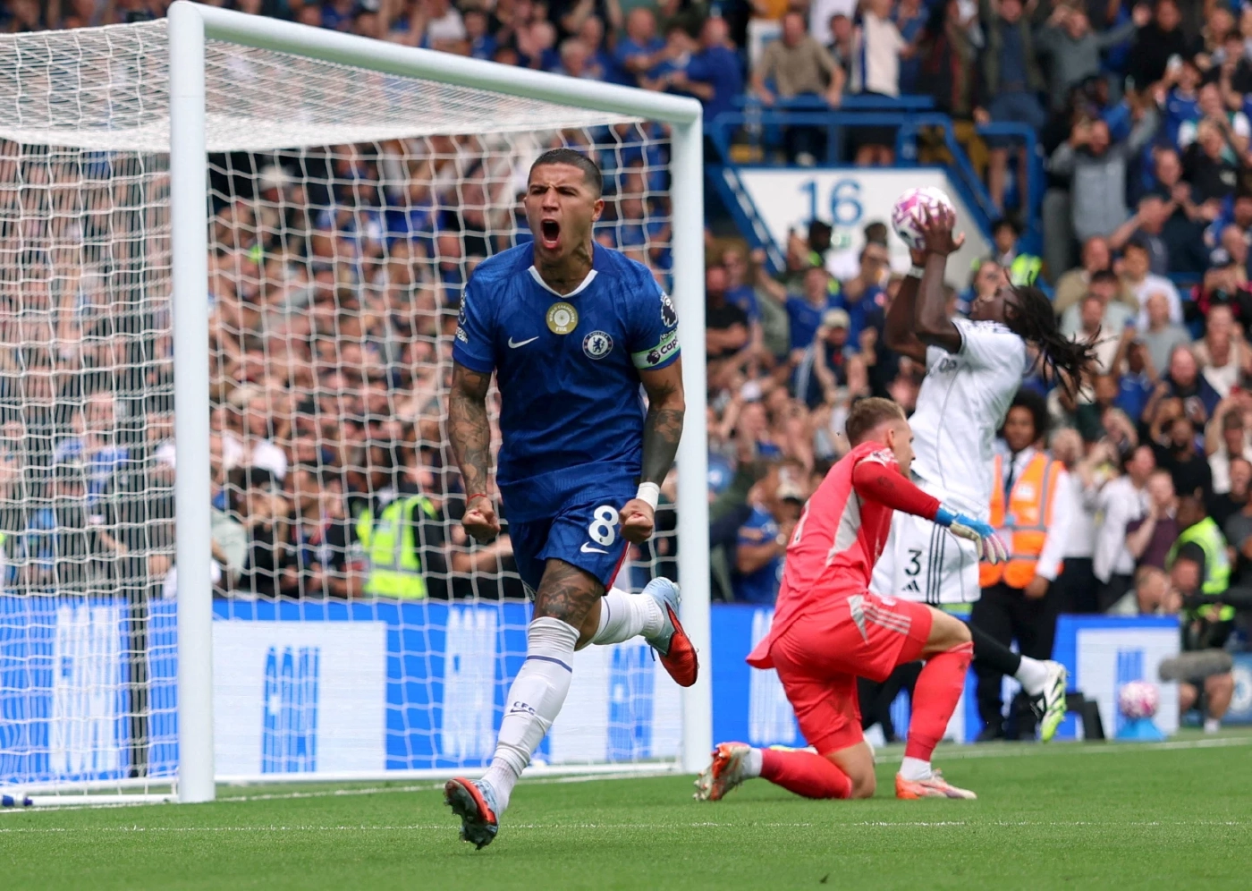 สรุปผลพรีเมียร์ลีก: แมนยูฯ หืดจับเฉือนเบิร์นลีย์ 3-2 ต่อลมหายใจ "อโมริม"