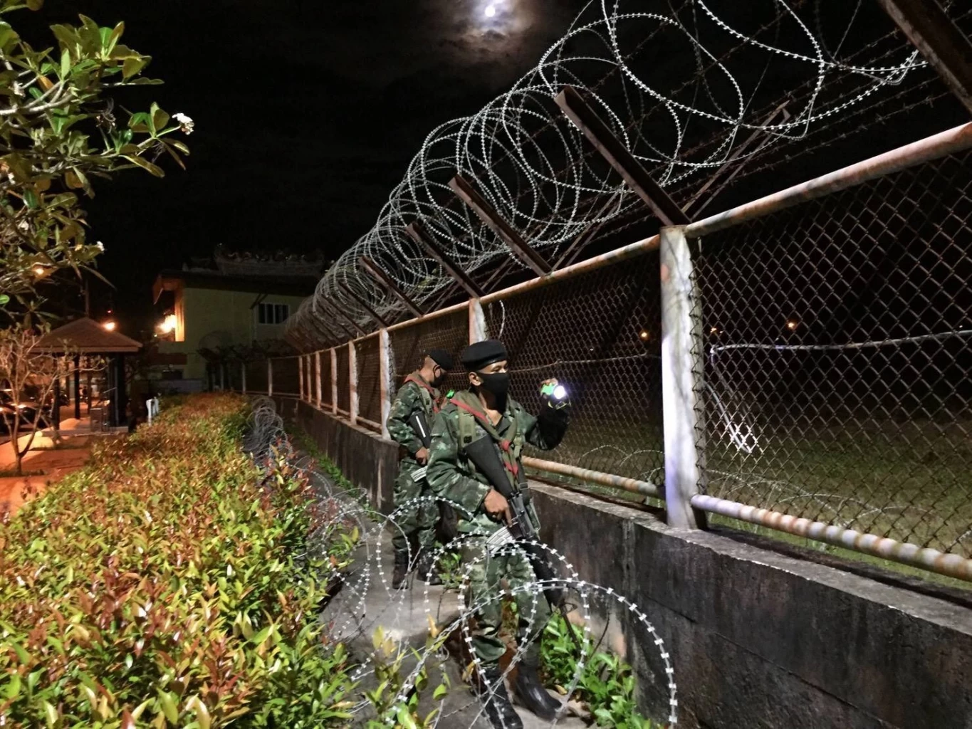 "รั้วชายแดน" ไม่ใช่เรื่องใหม่ "ไทย-มาเลเซีย" ก่อสร้างร่วมกัน 110 กม.