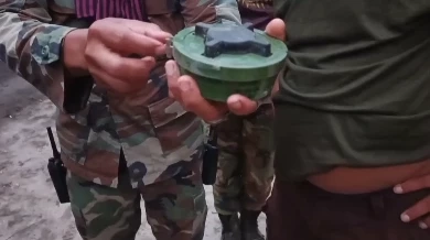 ด่วน! เจอมือถือปริศนาแถวภูมะเขือ มีคลิปเด็ดทหารกัมพูชา