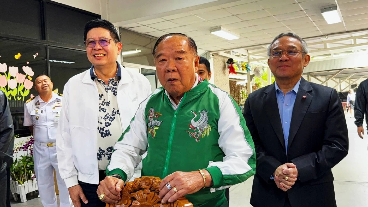 "HBD บิ๊กป้อม" ครบ 80 ปี เปิดมูลนิธิอนุรักษ์ป่ารอยต่อฯ ให้อวยพร