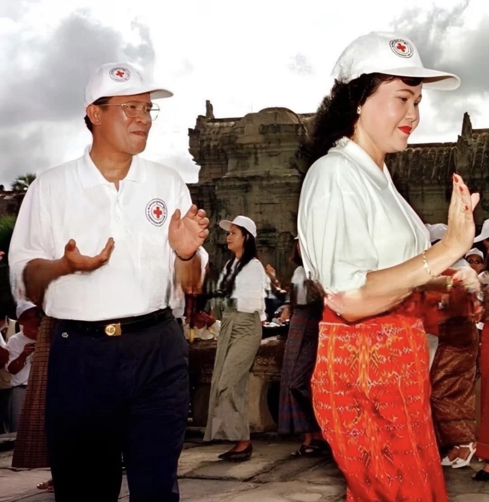 ฮุน เซน และบุน รานี ผู้ต้องสงสัยคดีฆาตกรรมนางรำ