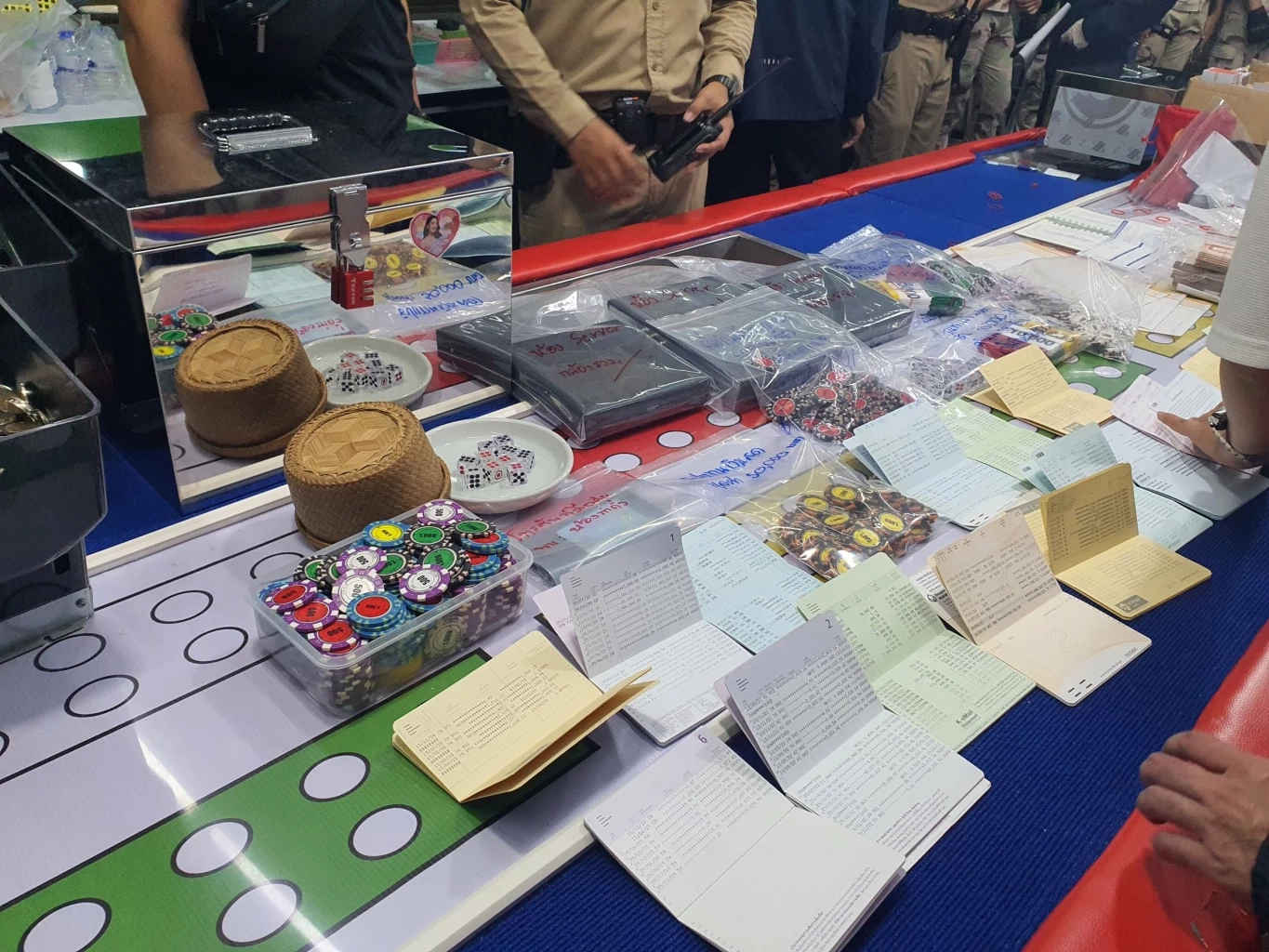 ปฏิบัติการ "สิงห์ปราบพยศ" ทลายบ่อนดอนเมือง เงินหมุนเวียนมหาศาล