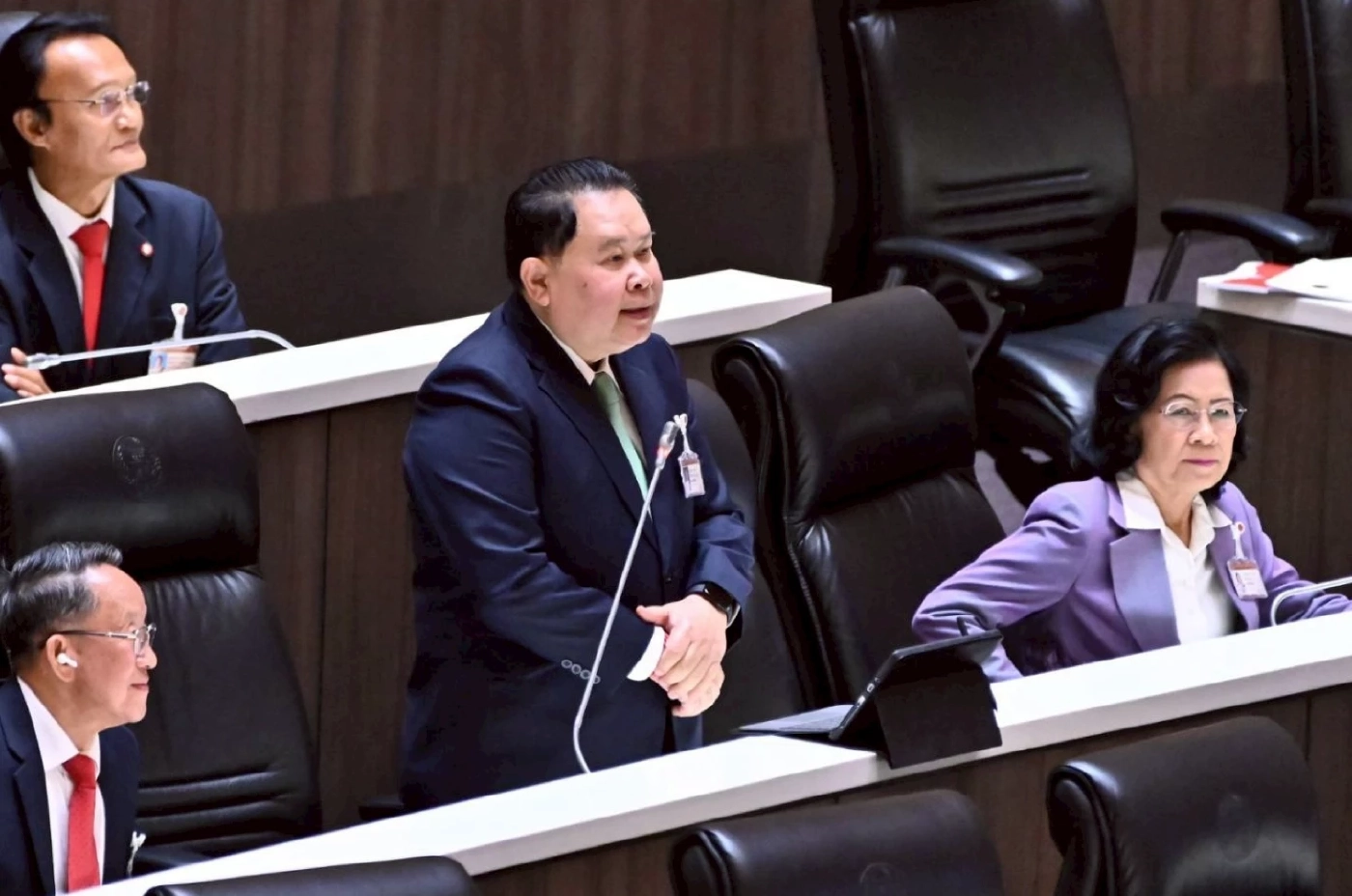 สภาฯ เอกฉันท์ “ไชยา พรหมา” นั่งรองประธานสภาฯ คนที่ 1 แบบไร้คู่แข่ง