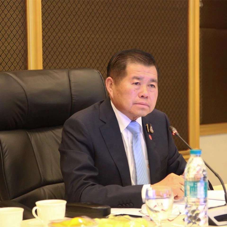 นิพนธ์ บุญญามณี