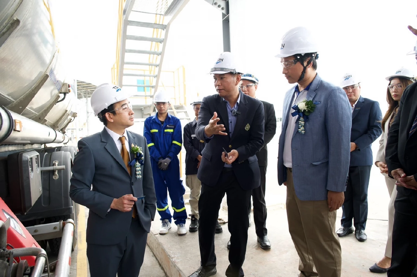 กรมสรรพสามิตเปิดตัว e-Seal คุมเข้มสกัดรถขนน้ำมันเถื่อน