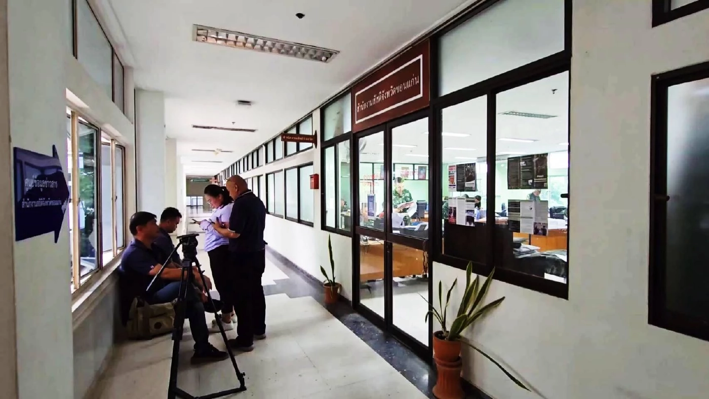 อึ้ง! พบ "หลวงพ่ออลงกต" หนีทหารจริง แต่ไม่มีความผิดทาง กม. แล้วในปัจจุบัน (มีคลิป)