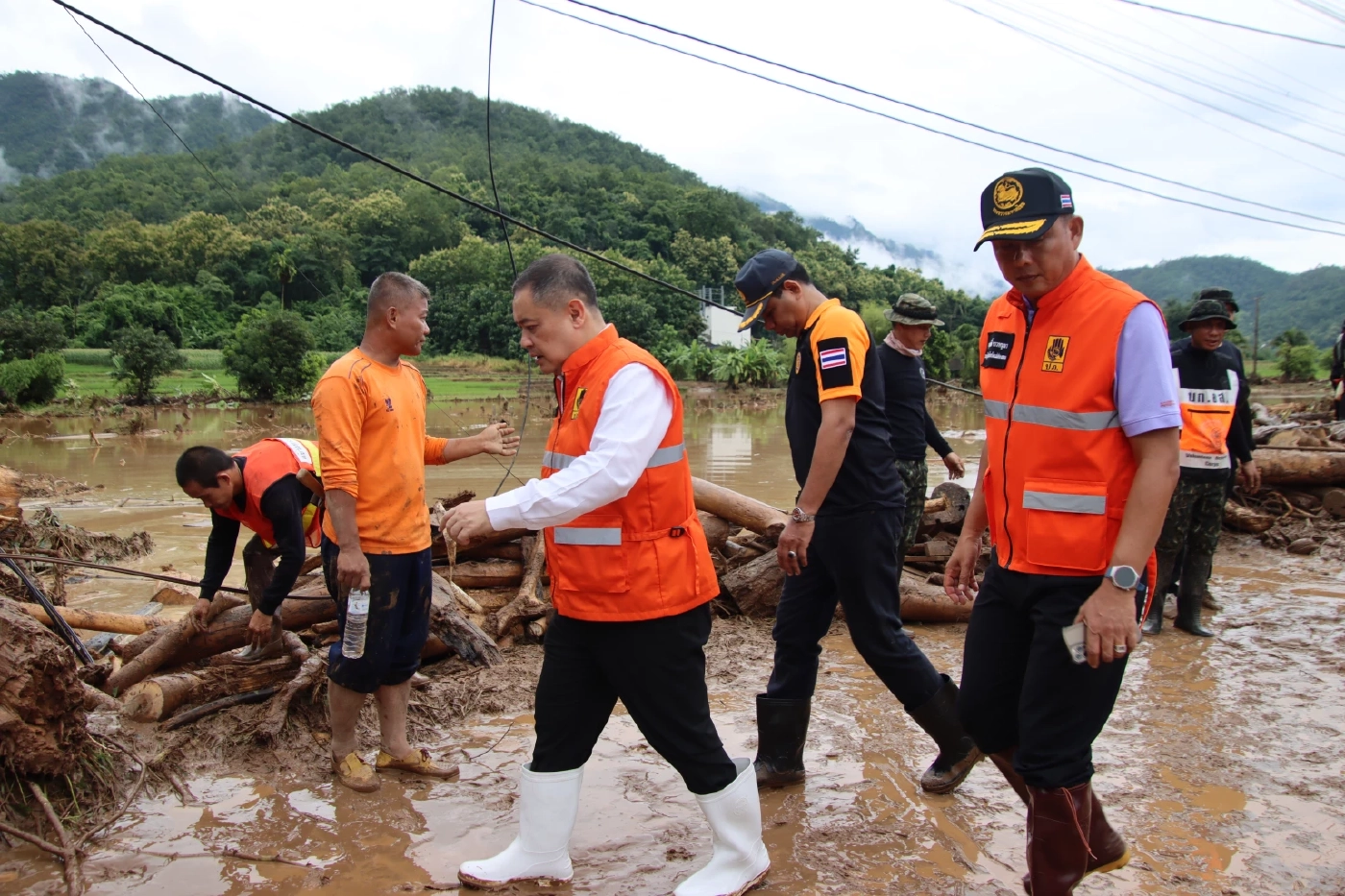 แม่ฮ่องสอน อ่วม! "พายุคาจิกิ" ถล่ม 1,567 ครัวเรือน ได้รับผลกระทบ