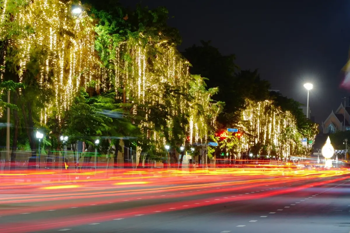 MEA เชิญชวนชมไฟประดับ เพื่อเป็นการเฉลิมพระเกียรติ เนื่องในโอกาสวันเฉลิมพระชนมพรรษาพระพันปีหลวง
