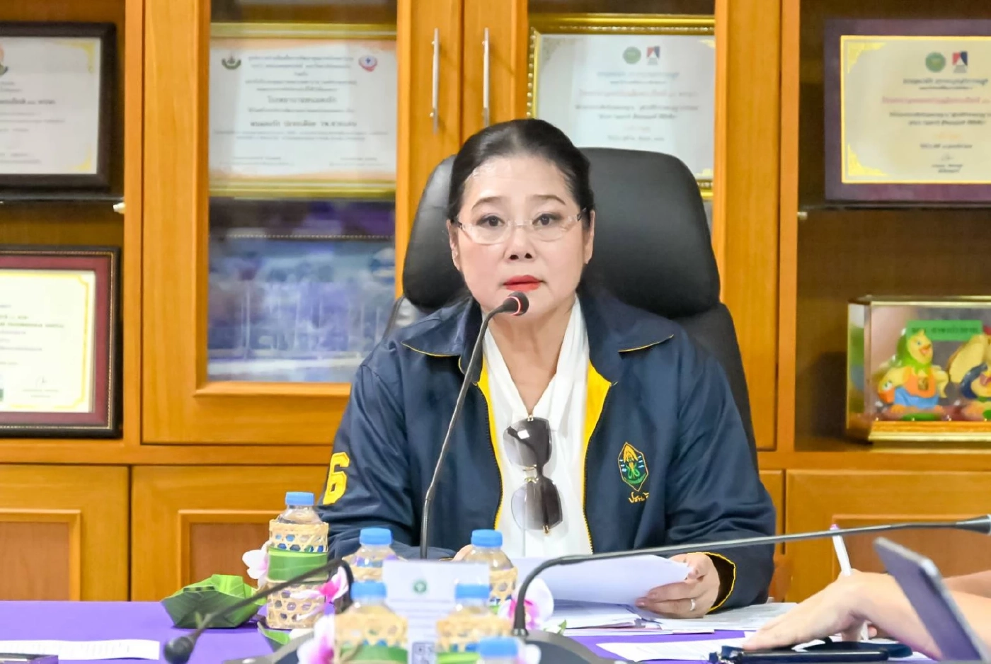 ผู้ช่วย-ที่ปรึกษา รมว.กต. นำคณะผู้แทนทูตสหภาพยุโรป ลงพื้นที่ รพ.พนมดงรัก