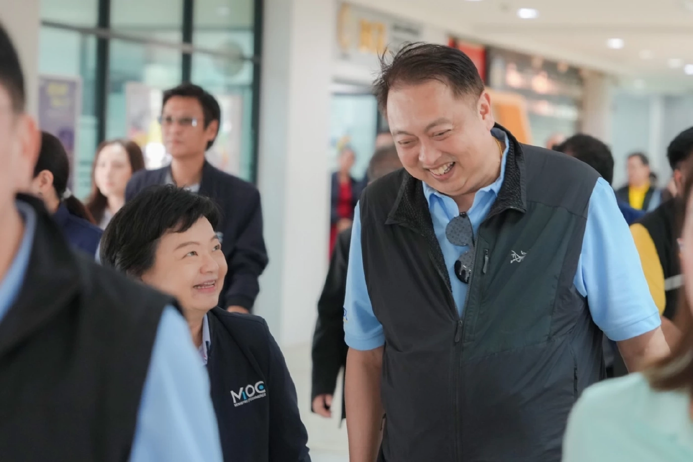 “จตุพร-สุชาติ” ลุยตลาดพลอย ดัน “จันทบุรีโมเดล” สู่ "มหานครอัญมณีโลก"