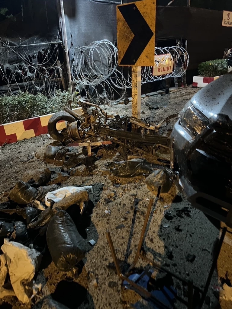 ด่วน! “คาร์บอมบ์” ที่ตากใบ ใกล้ ชคต.ศาลาใหม่ เสียหายยับ!