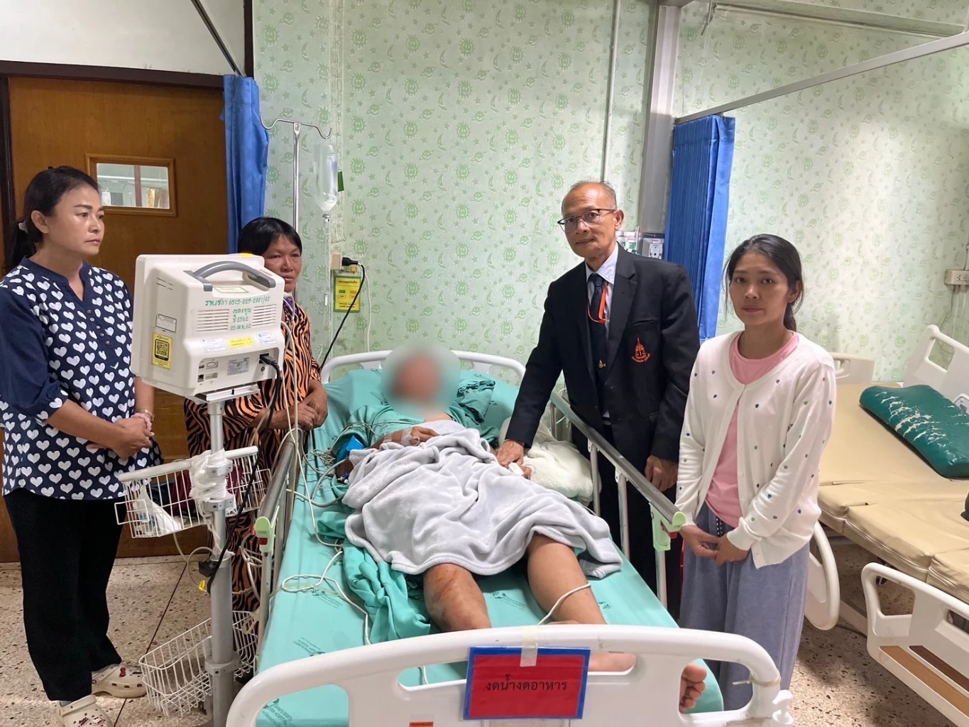 ชื่นชม อจคช.บึงกาฬ ตัวอย่างลงพื้นที่เหตุรถนักเรียนคว่ำทันที