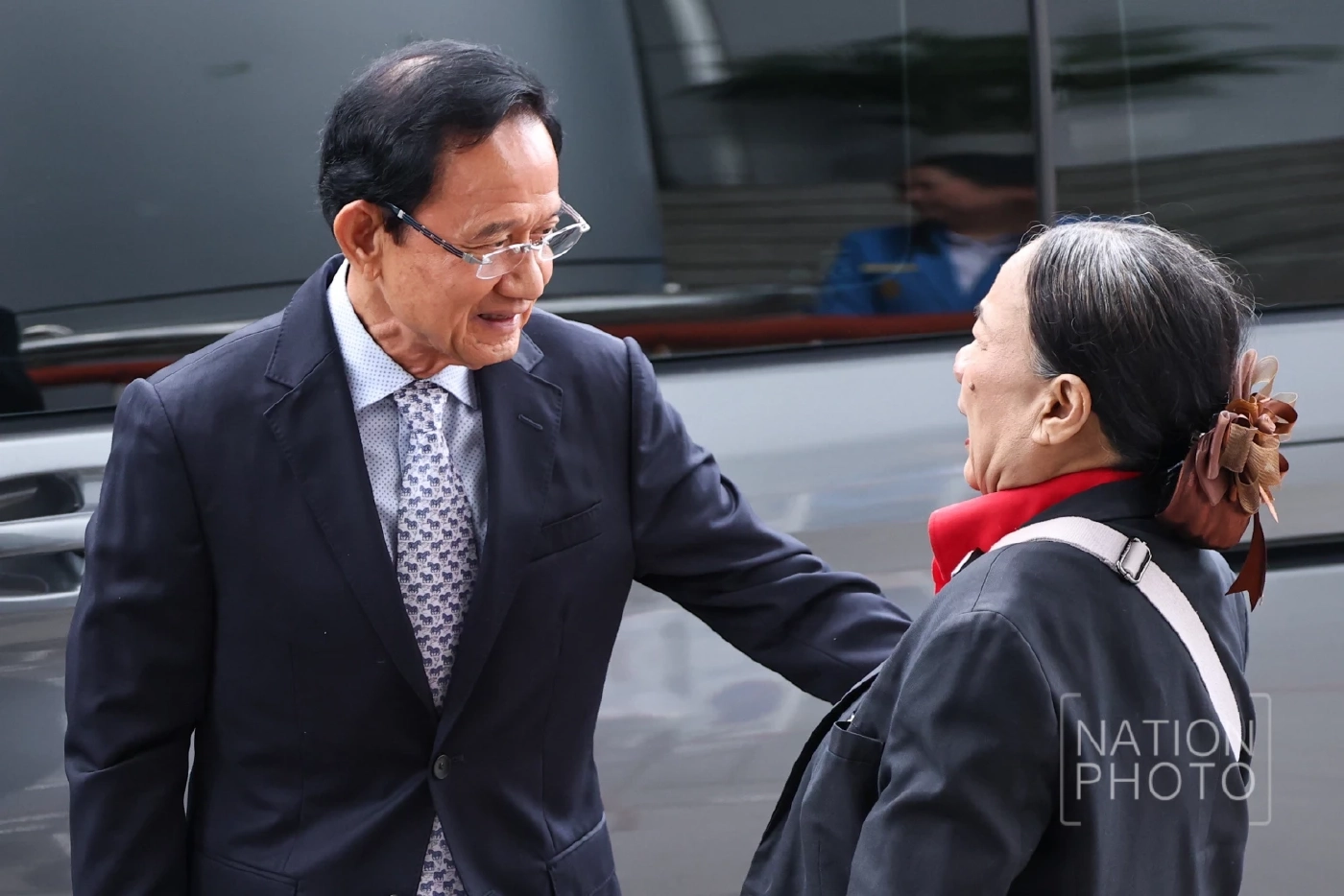 "ทักษิณ" เดินทางถึงศาลอาญา ฟังคำพิพากษา "คดี ม.112 - พ.ร.บ.คอมฯ"