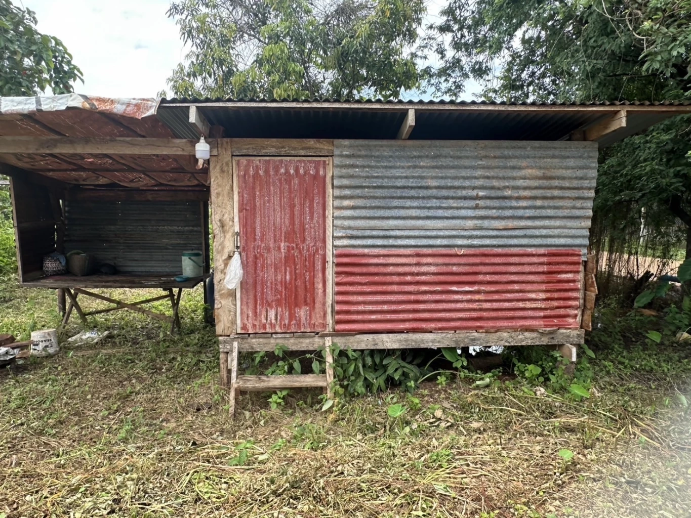"สมาคมสถาบันพระปกเกล้า" สร้างบ้านให้ทหารกล้า พลทหารผู้บาดเจ็บจากเหตุปะทะชายแดน