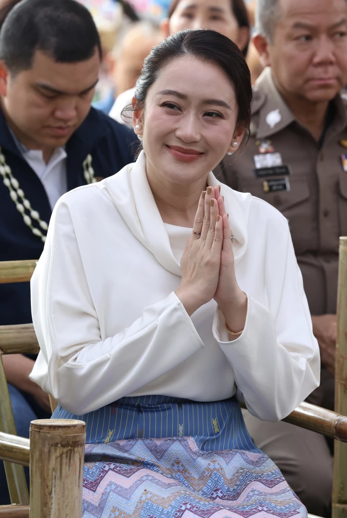 “ภูมิธรรม” อวยพรวันเกิด “นายกฯอิ๊งค์” ขอให้การขึ้นศาลราบรื่น