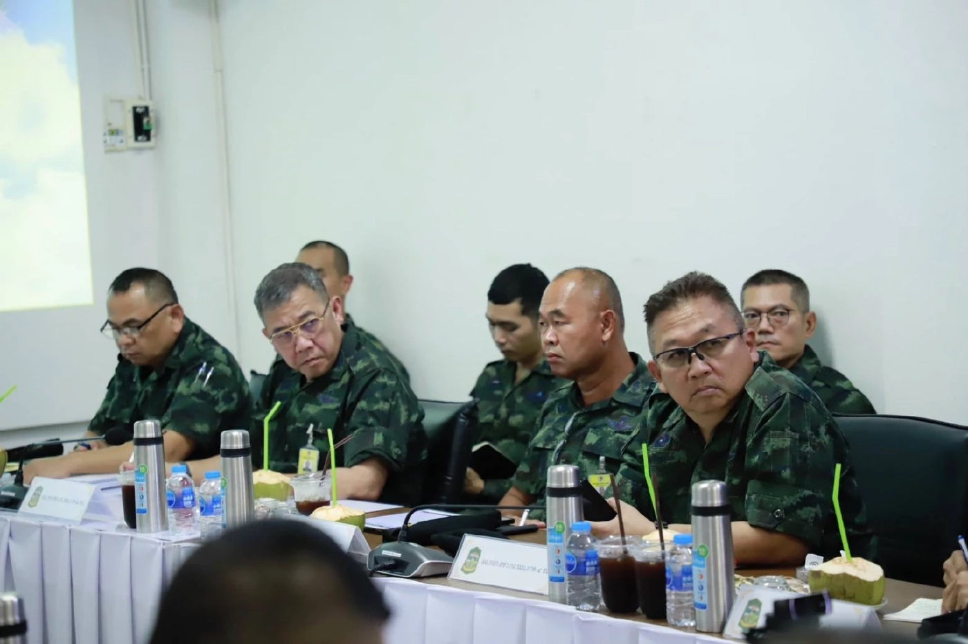 "มทภ.4" บินสำรวจแนวชายแดนนราธิวาสพบ  "ผู้ก่อเหตุรุนแรงขนอาวุธข้ามแดน"