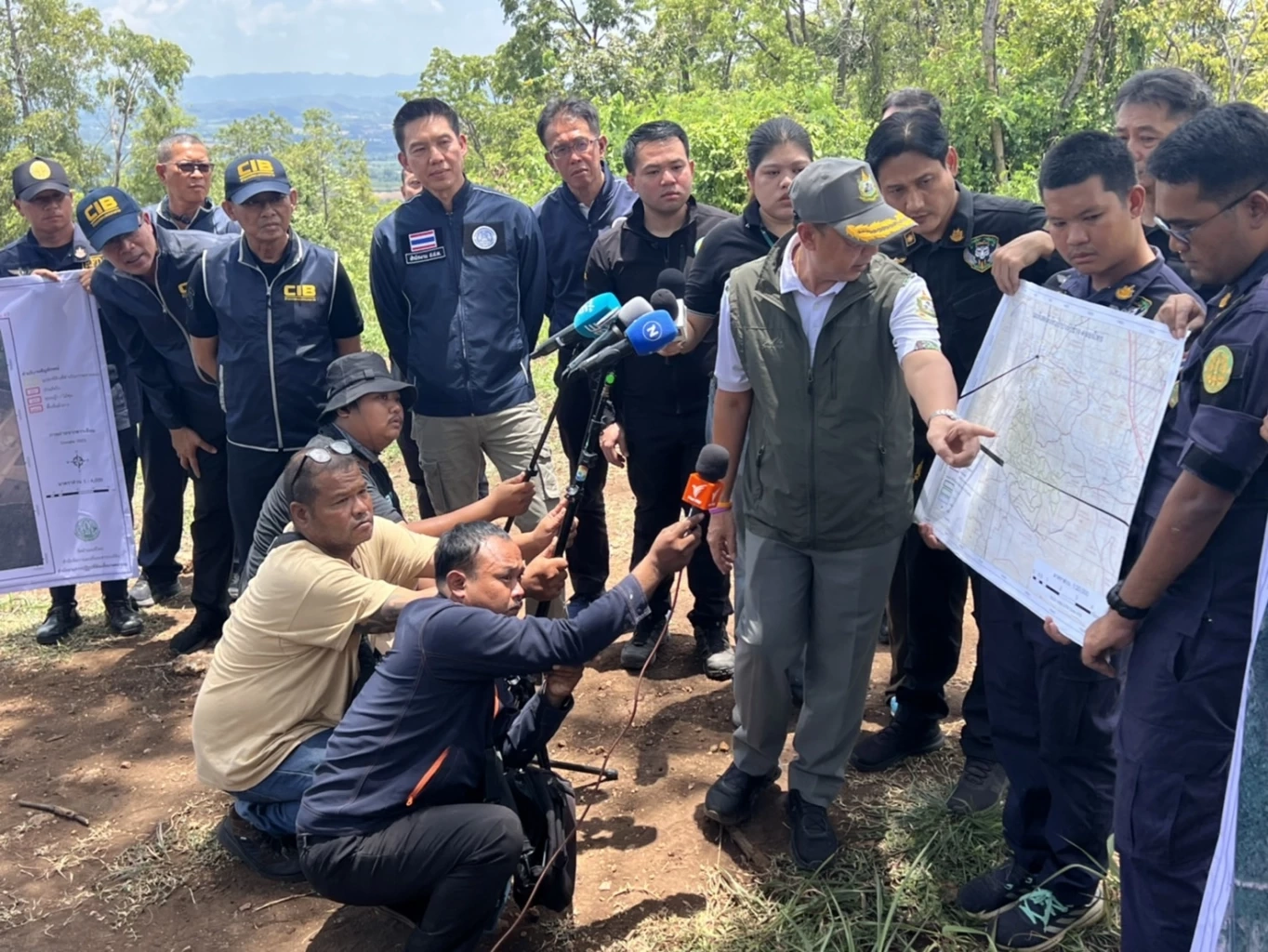 ระดมทีม ลุยจับ เจ้าหน้าที่รัฐ ออกเอกสารสิทธิ์เอื้อนายทุนรุกที่ป่า "ภูนับดาว"