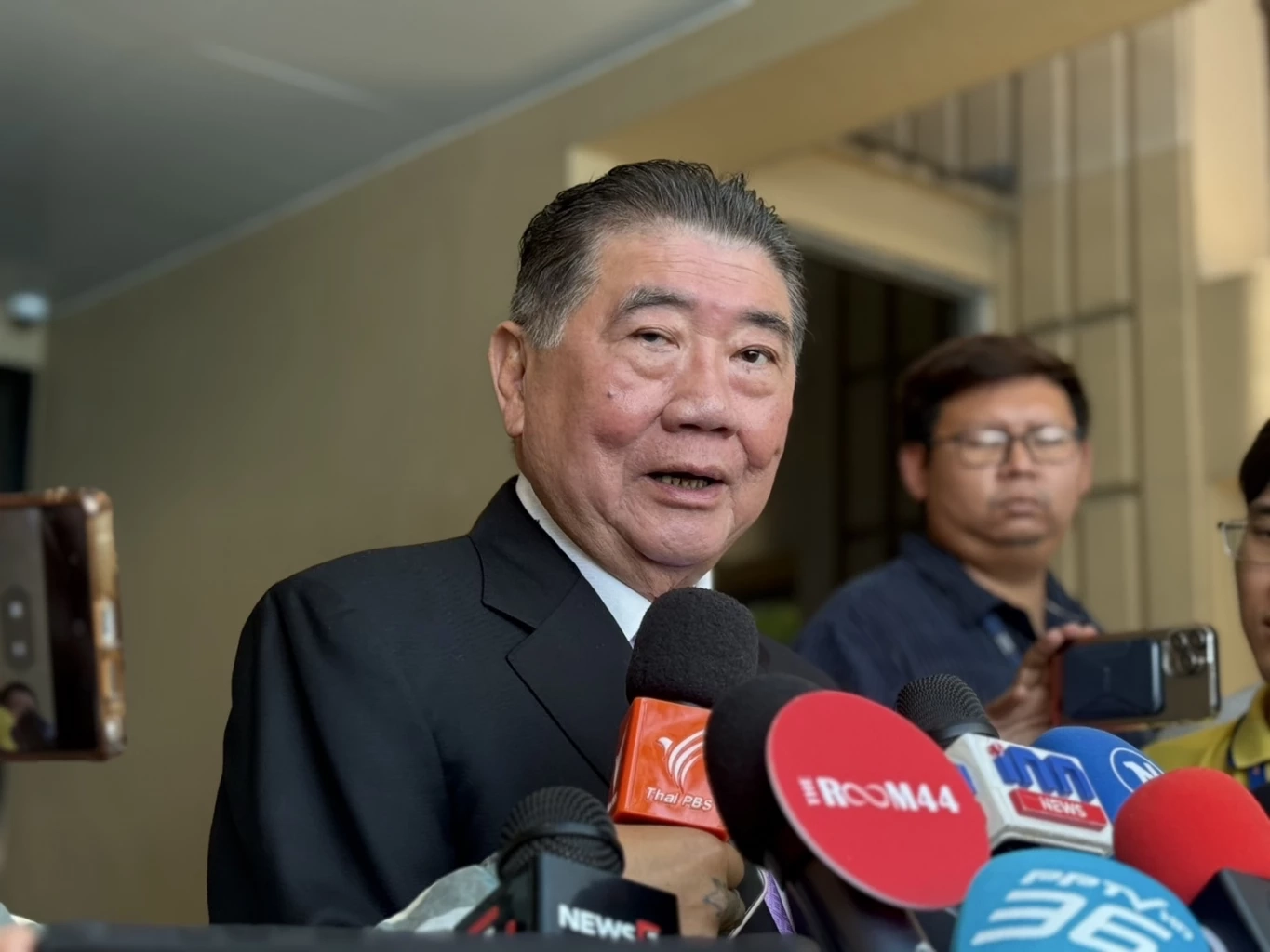 “ภูมิธรรม” สั่ง ปลัดมท. จี้ผู้ว่าฯสงขลา ปมเอกสารหลุด สั่งนายอำเภอ ต้อนรับ “เดชอิศม์”