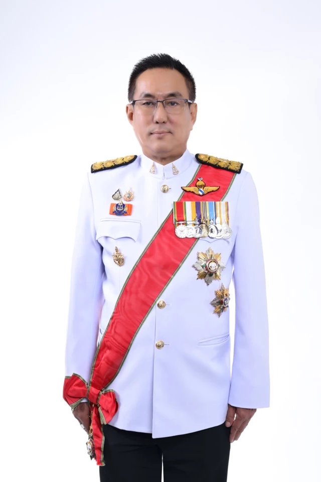 นายอิทธิพร แก้วทิพย์