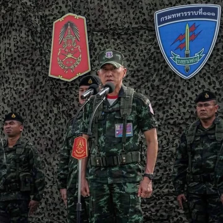 พล.ท.อมฤต แม่ทัพภาคที่ 1 กลางมรสุมชายแดน ปมบ้านหนองจาน