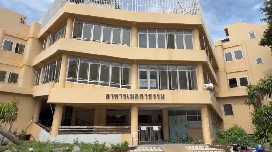 "วัดพระบาทน้ำพุ" ห้ามสื่อขึ้นตึกเมตตาธรรม - "หลวงพ่ออลงกต" ลาออก