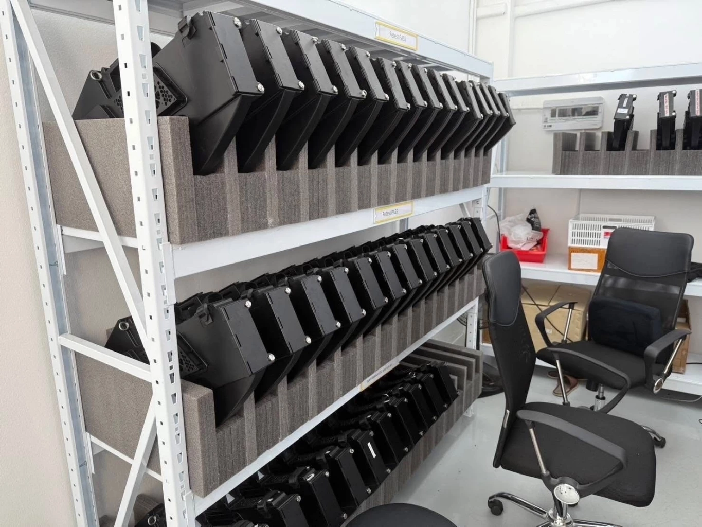 กสทช.-กองปราบ จู่โจม บริษัทโดรน-แอนตี้โดรน ยึดของกลางเพียบ