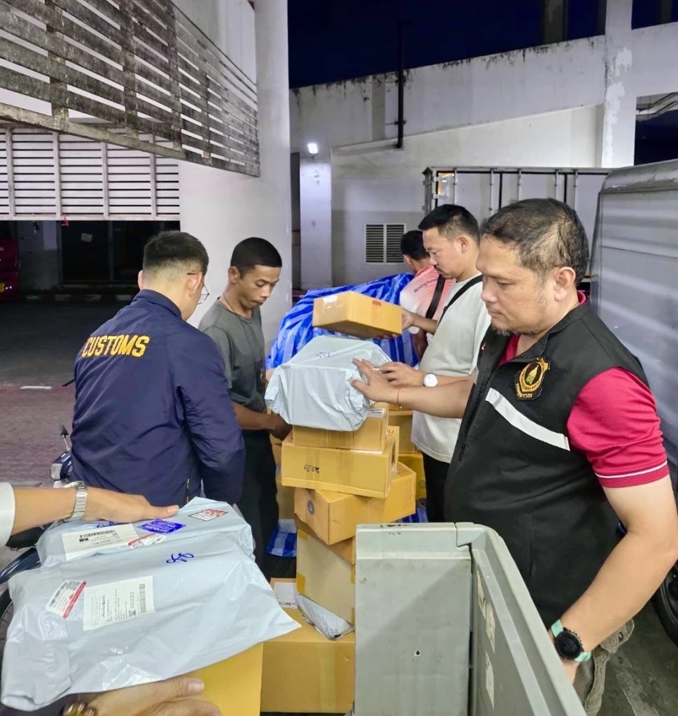 กรมศุลฯภ.4 จับต่อเนื่องยึด บุหรี่เถื่อน -บุหรี่ไฟฟ้า มูลค่า 3 ล้าน