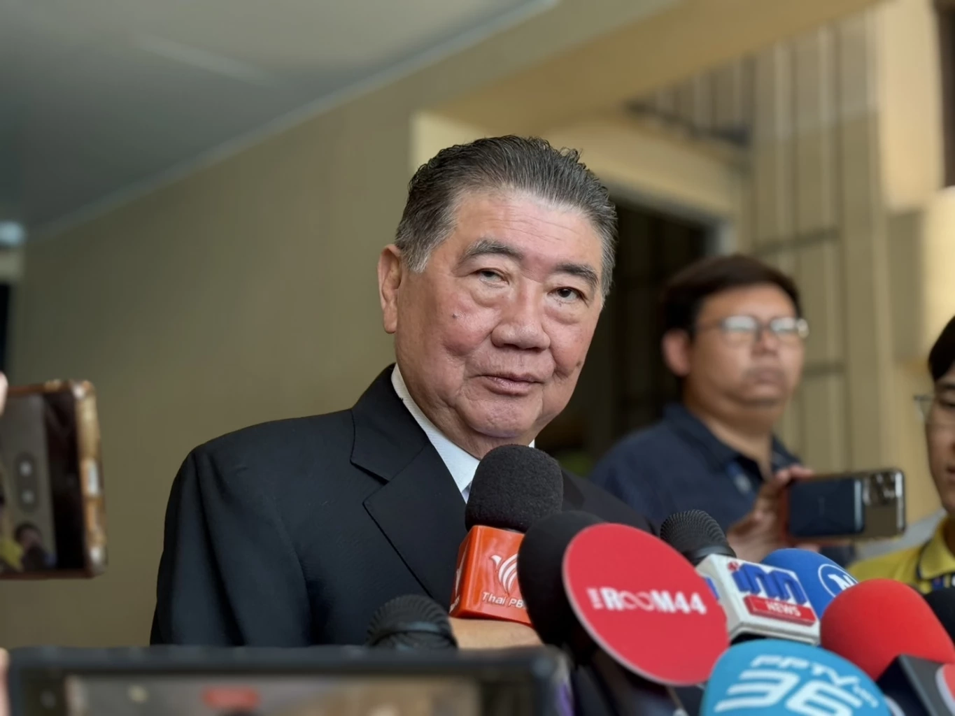 “ภูมิธรรม” สั่ง ปลัดมท. จี้ผู้ว่าฯสงขลา ปมเอกสารหลุด สั่งนายอำเภอ ต้อนรับ “เดชอิศม์”