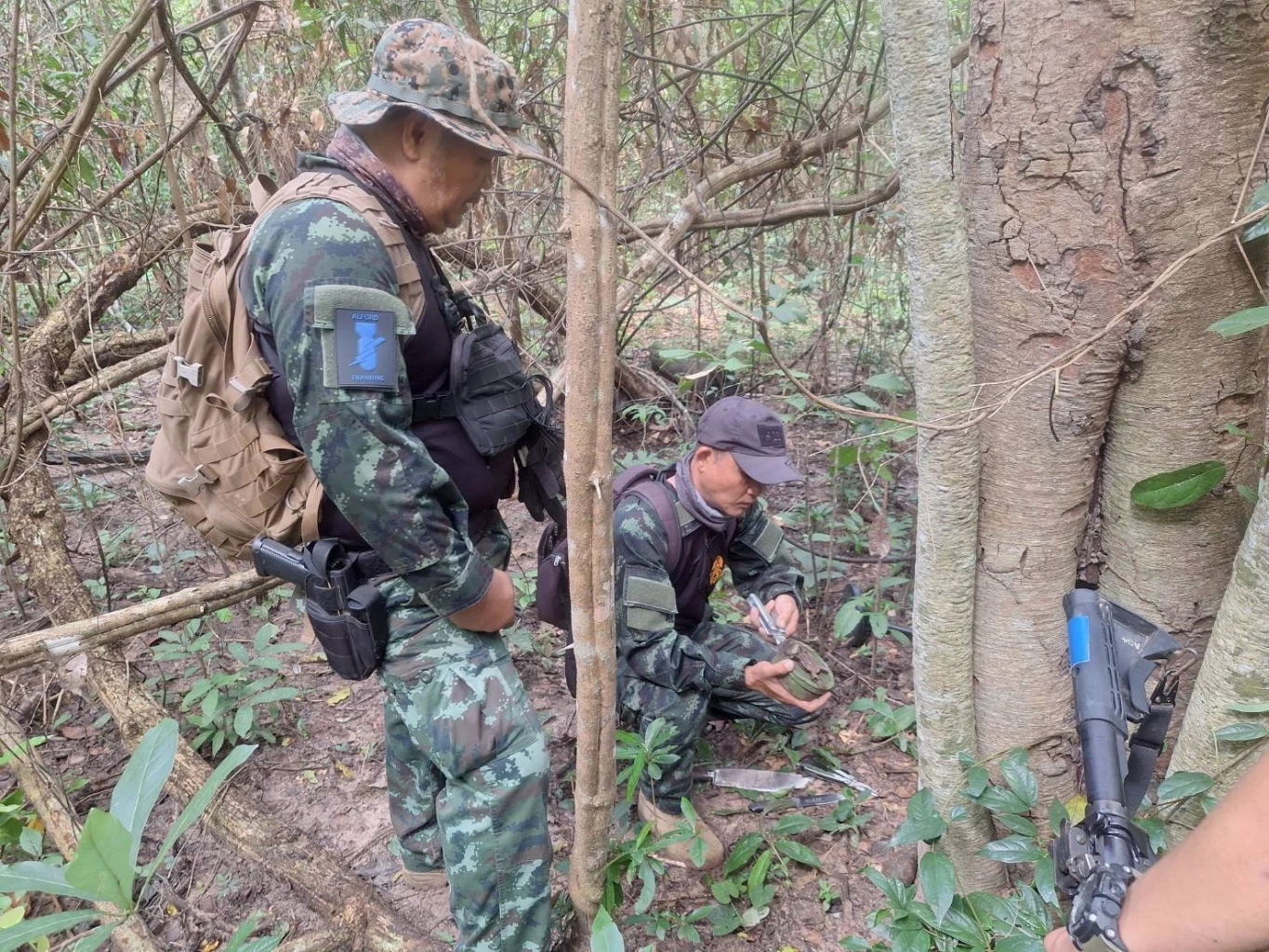 เจออีก ทุ่นระเบิด PMN-2 กัมพูชา ลอบวางใกล้เนิน 350 พร้อมตะปูเรือใบ