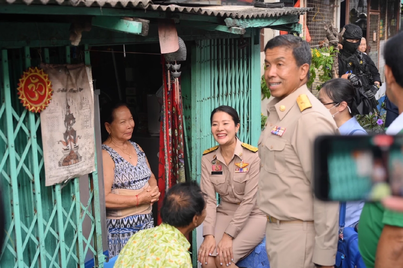 "ธีรรัตน์" จับมือ “ชัชชาติ-ตร.-ป.ป.ส.” ลุยตรวจชุมชนเสี่ยงยาเสพติดทั่ว กทม.