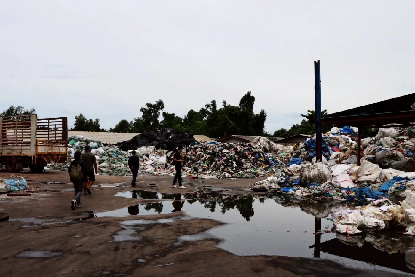”เอกนัฏ“ สั่งปิด “ซีโนไทย มารีนฯ” เอาผิดเจ้าของชาวจีน ตั้งโรงงานย่อยชิ้นส่วนอิเล็กทรอนิกส์เถื่อน