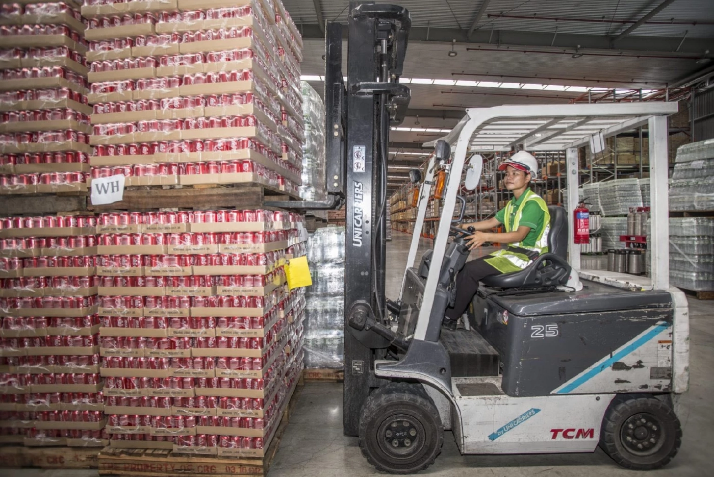 "ฮุนเซน" เท "วานดา" ป้องโคคา-โคลา อ้างว่า "เป็นการเสียสละเพื่อส่วนรวม"