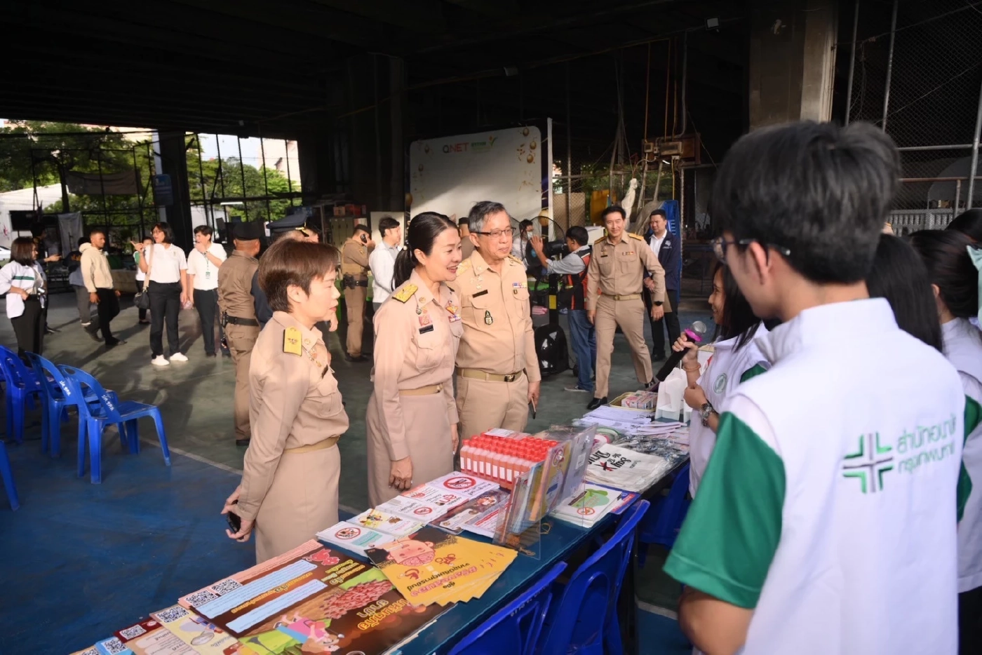 "ธีรรัตน์" จับมือ “ชัชชาติ-ตร.-ป.ป.ส.” ลุยตรวจชุมชนเสี่ยงยาเสพติดทั่ว กทม.