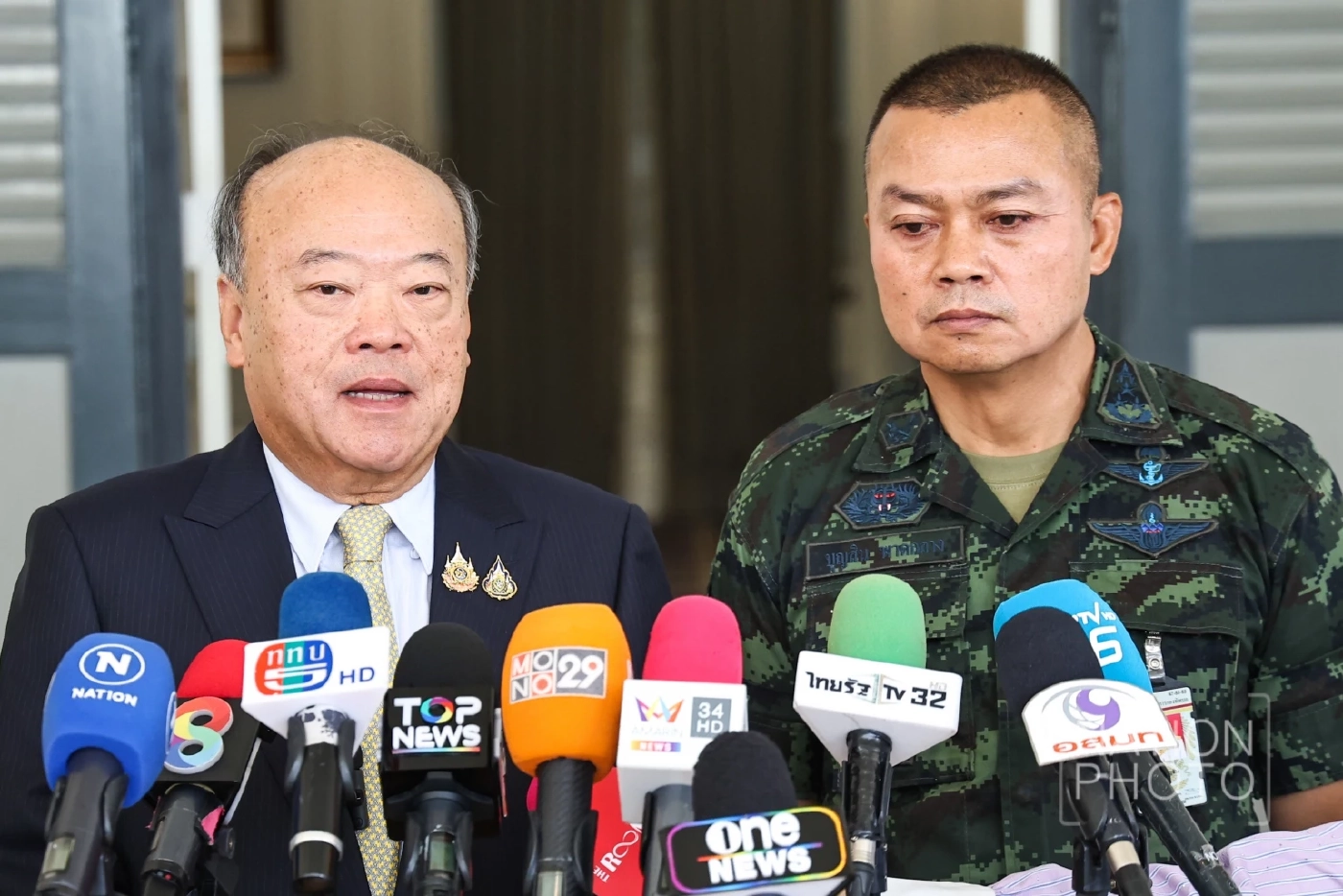 ”บีทีเอส“ มอบเงินสนับสนุนกองทัพ 50 ล้านบาท ช่วยเหลือ-เยียวยากำลังพล