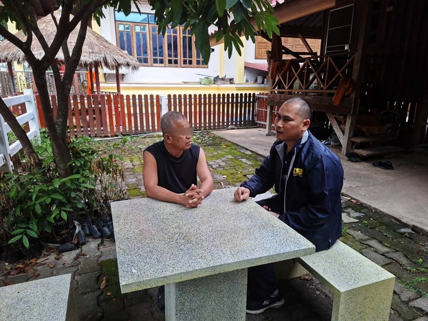 ด่วน! "บิ๊กเต่า" จับ "อดีตเจ้าคณะจังหวัดพิจิตร - อดีตเจ้าอาวาสวัดใหญ่จอมปราสาท" กิ๊กเก่า “สีกากอล์ฟ”