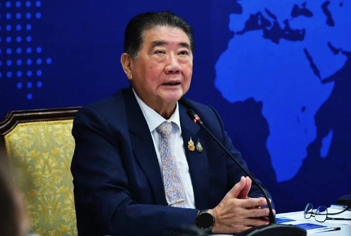 “ภูมิธรรม“ เซ็นปลดล็อค “ไพ่โป๊กเกอร์” ถูกกฎหมาย หวังจัดแข่งขันกีฬานานาชาติ