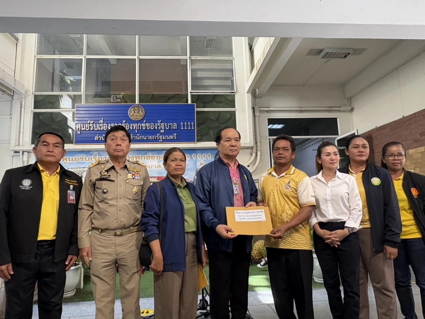 "ชาวบ้านศรีสะเกษ" ร้องรัฐเร่งเยียวยา ขาดรายจากอพยพหนี เหตุปะทะชายแดน