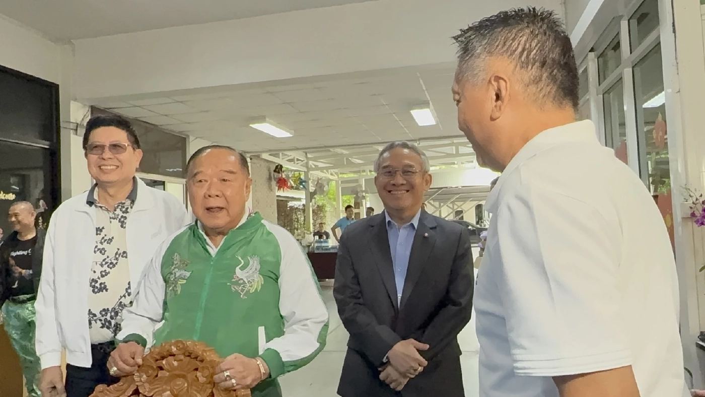 "HBD บิ๊กป้อม" ครบ 80 ปี เปิดมูลนิธิอนุรักษ์ป่ารอยต่อฯ ให้อวยพร