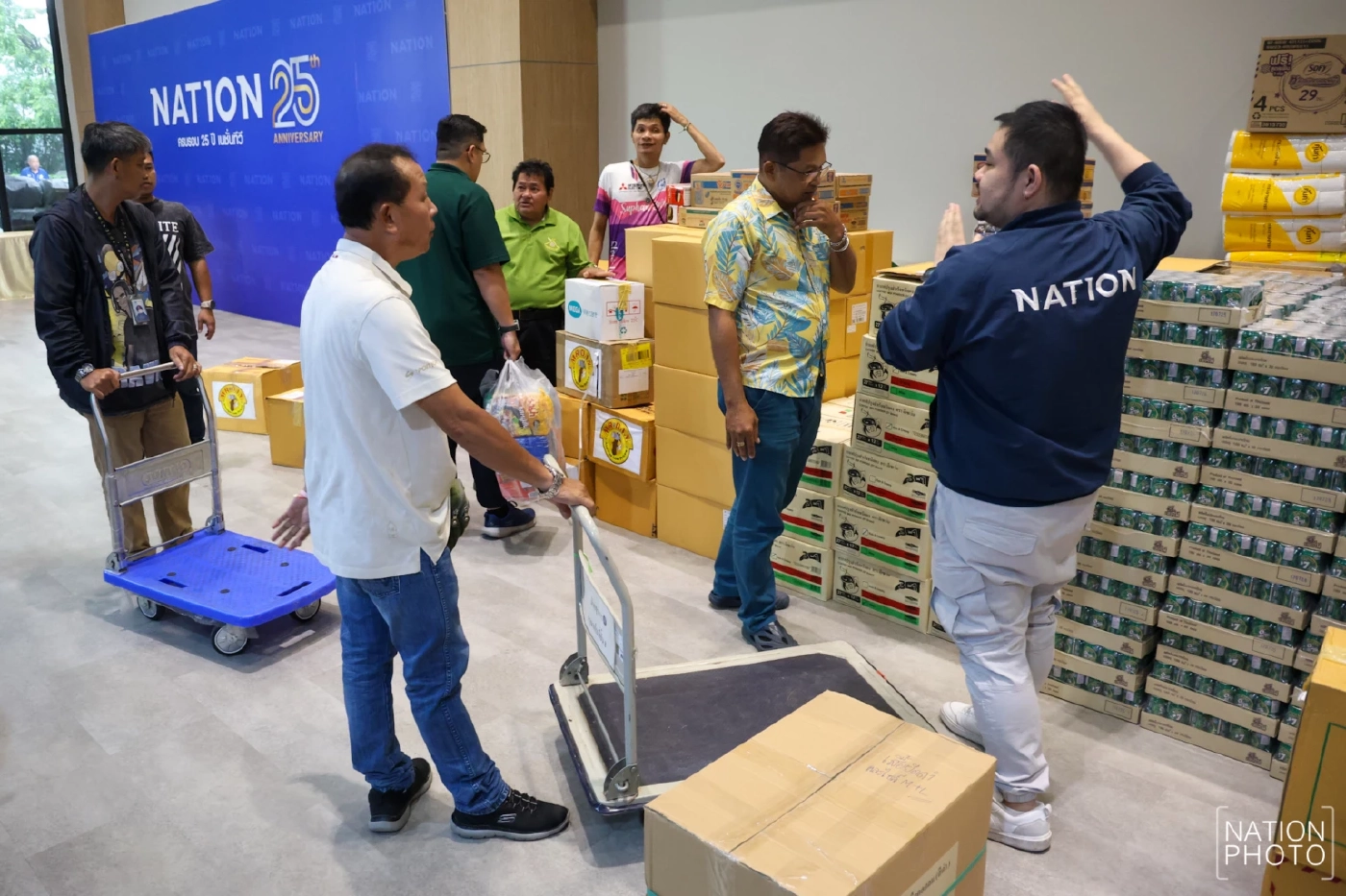 เนชั่นกรุ๊ป ร่วมกับ มูลนิธิเนชั่น ส่งต่อธารน้ำใจช่วยเหลือผู้ประสบภัย