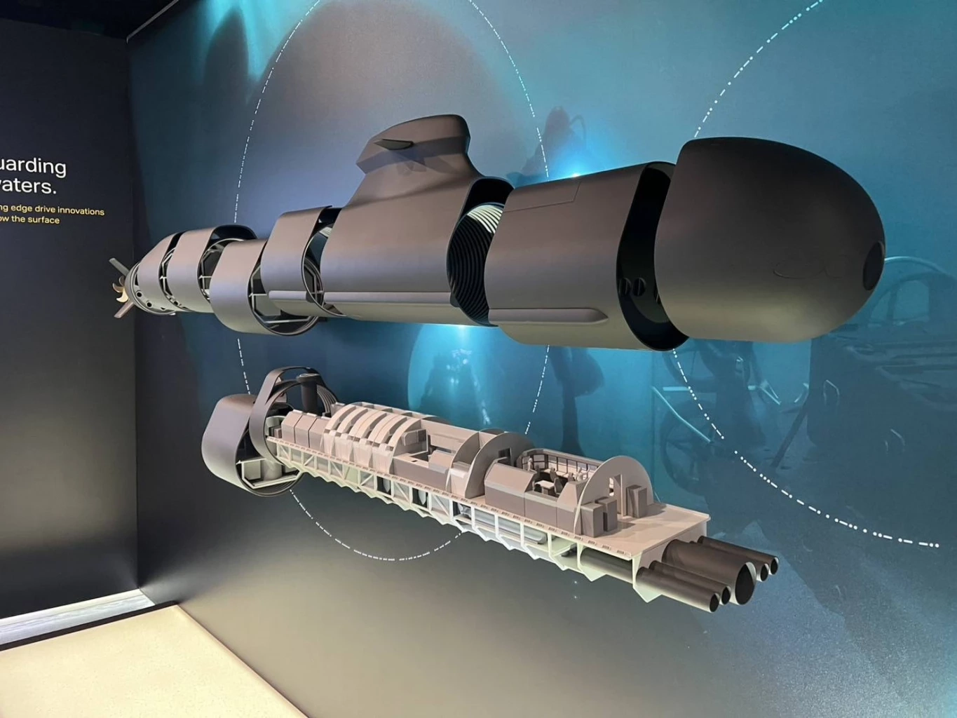 "มาริษ" เยี่ยม สนง.ใหญ่ บริษัทผลิต "กริพเพน"