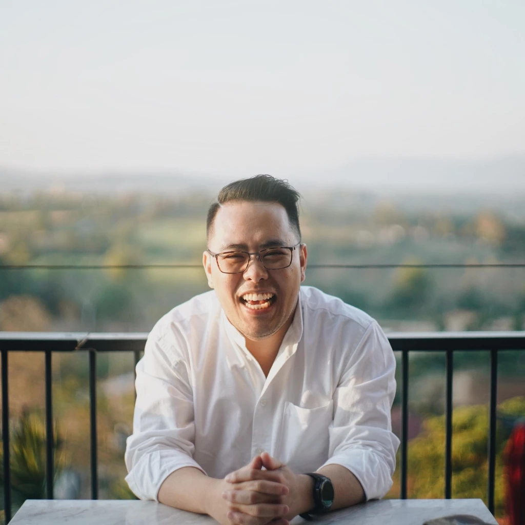 นายพงศ์ศรัณย์ อัศวชัยโสภณ รองเลขาธิการนายกรัฐมนตรี ฝ่ายการเมือง ในฐานะทีมไทยแลนด์