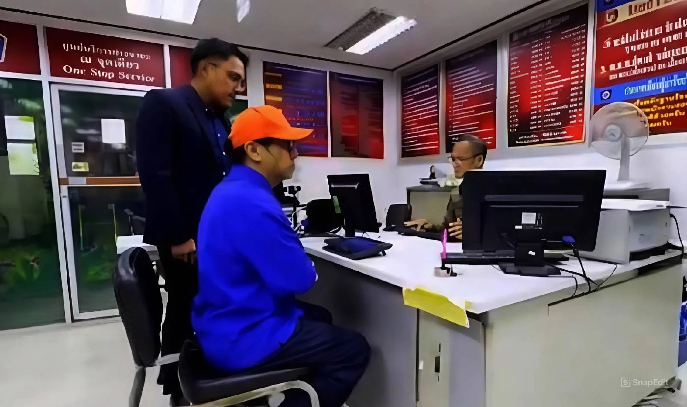 “โน้ส อุดม” เข้ารับทราบข้อกล่าวหาฯ ด้าน "ครูปรีชา" ยันเอาผิด หาว่า "สะตอ-แถไถ" ในเดี่ยวไมโครโฟน 12