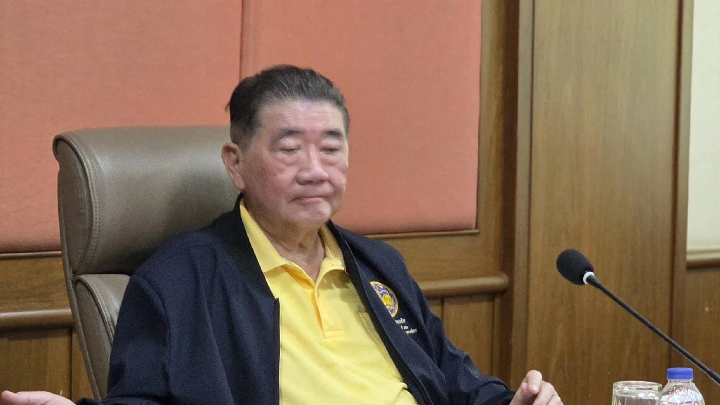 ภูมิธรรม-มาริษ-จิราพร ส่งชาวสุรินทร์กลับบ้าน ชงงดเก็บค่าไฟ-น้ำ